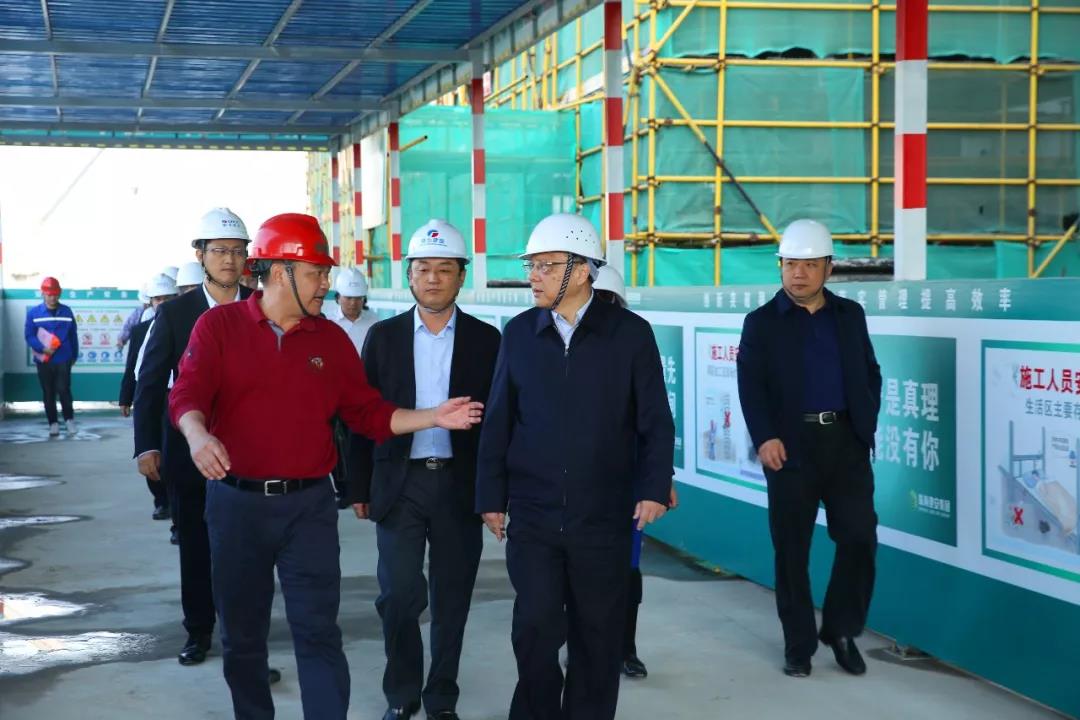 阎武副市长带队前往珠海市慢性病防治中心项目调研指导并慰问一线工作